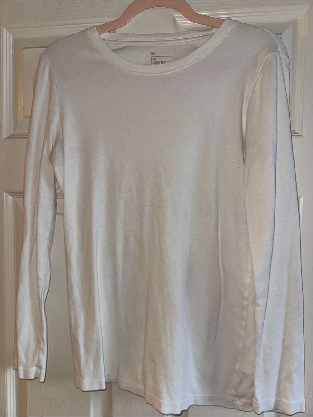 GAP White Long-Sleeve Essential Crew